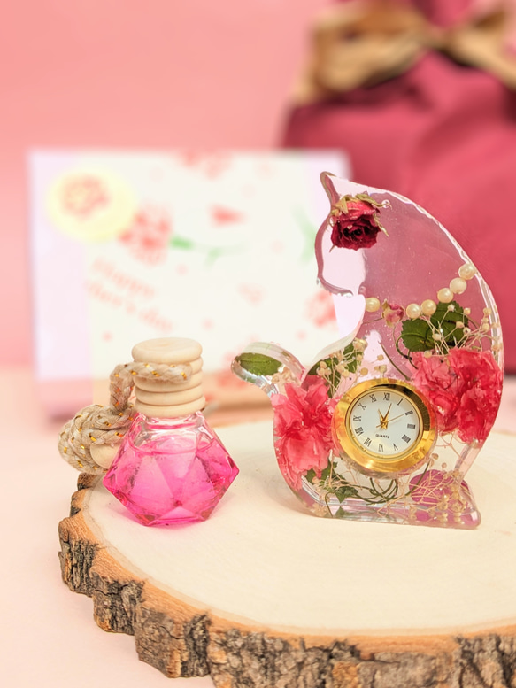 薔薇、カーネーションの　猫時計とミニストームグラス　セット　母の日ラッピング 1枚目の画像
