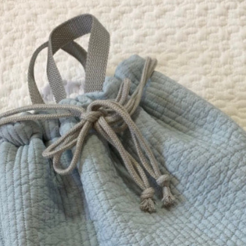 レッスンバッグ 体操服袋　オムツポーチ　巾着袋　ヌビ恐竜刺繍 25df3827567a8f0bde07f7377046b1