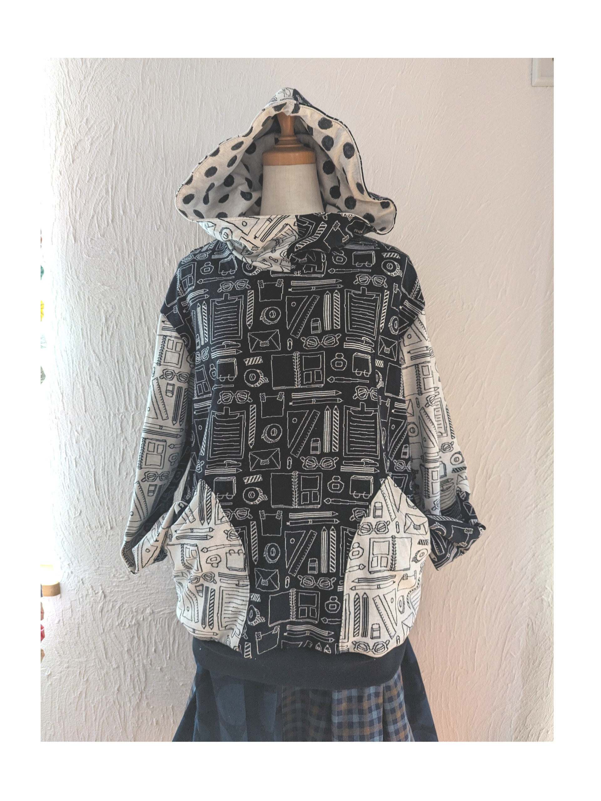 文房具柄☆良質maffon生地使用パーカー☆ パーカー NATTSU 通販  