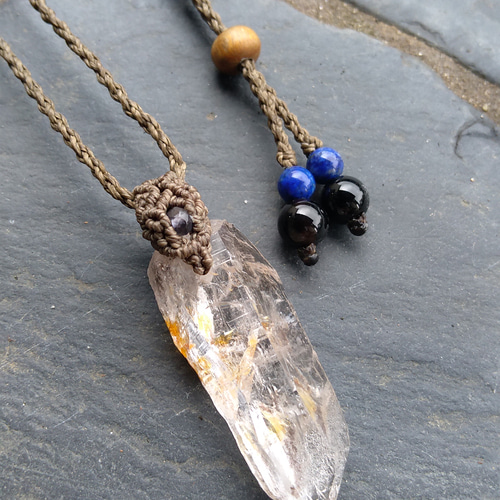 ガネッシュヒマール産】ヒマラヤ水晶の天然石マクラメペンダント[PEN