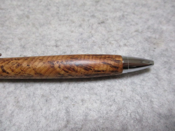 屋久杉　泡瘤　椿油仕上げ　木軸ボールペン(シャープペンシル)　希少材 