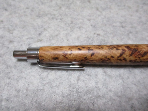屋久杉　泡瘤　椿油仕上げ　木軸ボールペン(シャープペンシル)　希少材 