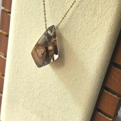 うるつやネックレス【流木】ウッドレジン 透明感 ネックレス