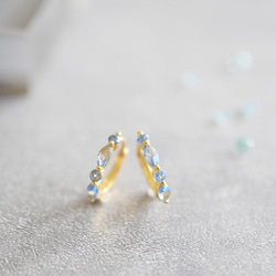 《涼しげブルー×透明感》アクアマリン ワンタッチフープピアス／イヤリング ゴールド　夏アクセサリー 13枚目の画像