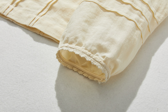 亞麻襯衫，配有令人印象深刻的蕾絲袖口和領口 100% 亞麻 淡黃色 240402-1 第6張的照片