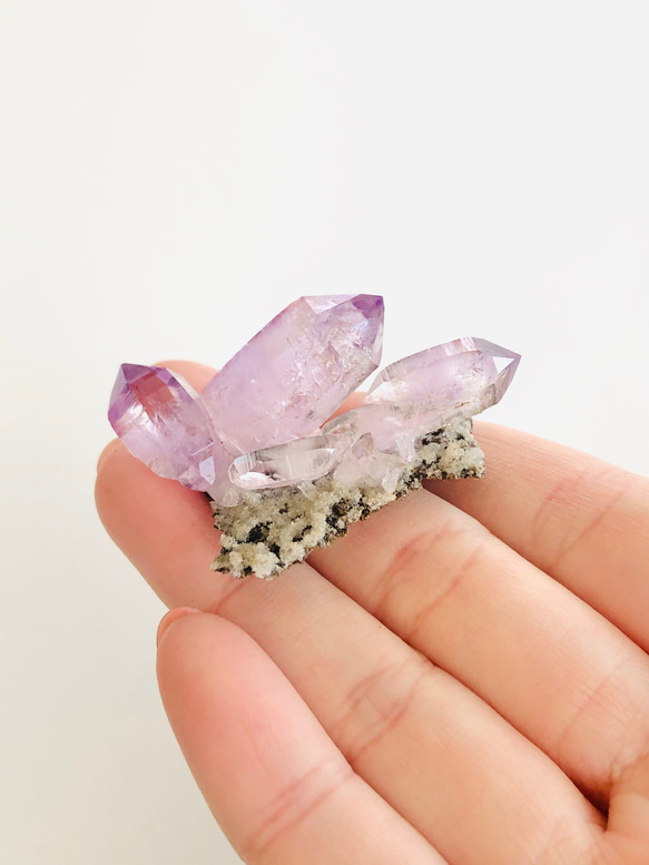 希少！ベラクルスアメジストのクラスター 天然石 虹色の星 通販