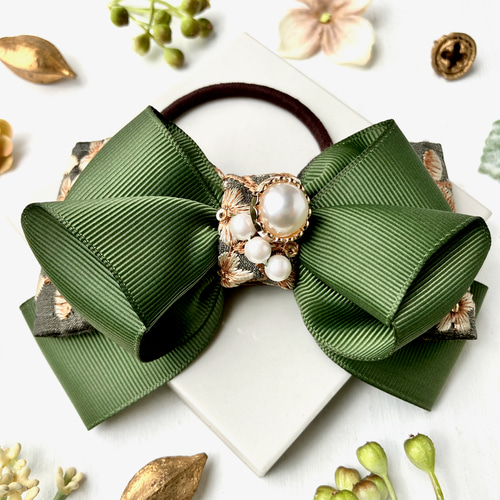 刺繍リボンとグログランの髪飾り オリーブグリーン ヘアゴム North