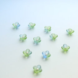 ヴィンテージガラスとパール｜透明な花のピアス/ノンホールピアス［グリーンブルー］サージカルステンレス/チタン 11枚目の画像