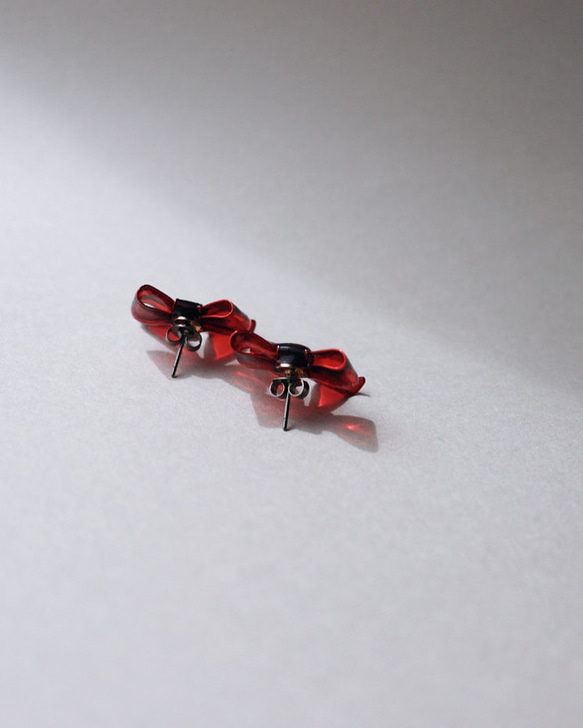 ribbon pierce red 3枚目の画像