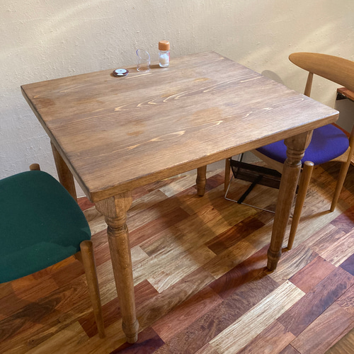 ひのき天板75cmろくろ足テープル(1台) 奥行約70㎝ カウンター ひのき天板75cmろくろ足テープル(1台) 奥行約70㎝ カウンター
