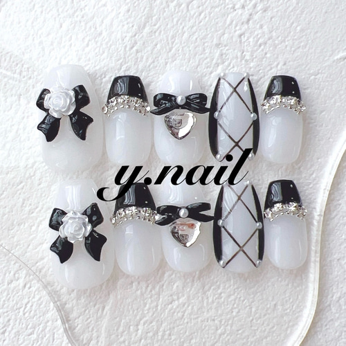 【オーダーページ】ネイルチップ　韓国　ガラスフレンチ　リボン　薔薇 オーダーページ】ネイルチップ 韓国 ガラスフレンチ リボン 薔薇
