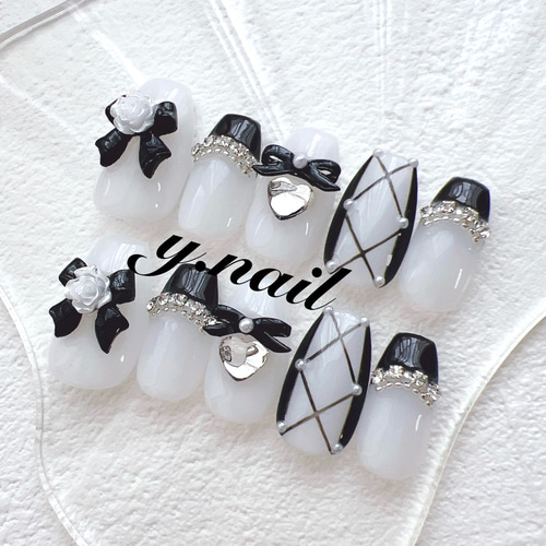 【オーダーページ】ネイルチップ　韓国　ガラスフレンチ　リボン　薔薇 オーダーページ】ネイルチップ 韓国 ガラスフレンチ リボン 薔薇
