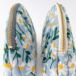 まる口ポーチ【L】(デイジー刺繍　ブルー) 5枚目の画像