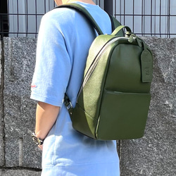 <50%OFFSALE> 毎日の通勤通学にピッタリな 牛革リュック（本革）GREEN 2枚目の画像