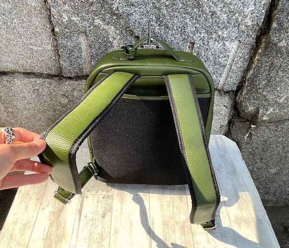 <50%OFFSALE> 毎日の通勤通学にピッタリな 牛革リュック（本革）GREEN 8枚目の画像