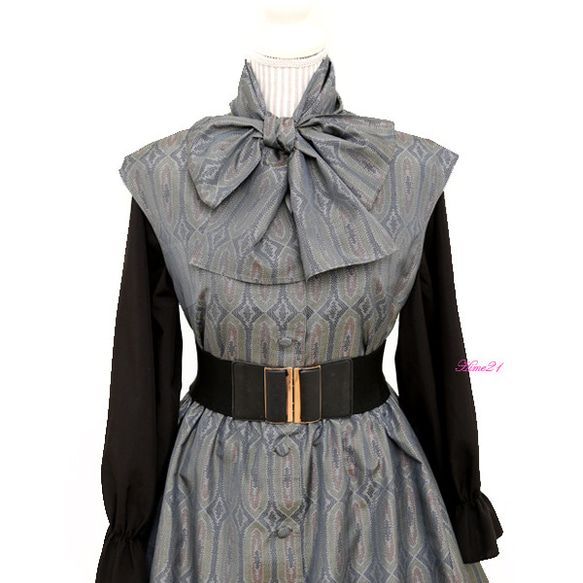 【大島紬】Vネック女優風ワンピース･ロング丈（ブルーグレー)フリルショール付 ボタン＆リボン仕様シルク･絹　tsu859 【大島紬】Vネック女優風ワンピース･ロング丈（ブルーグレー)フリルショール付 ボタン＆リボン仕様シルク･絹　tsu859 G2582407934(19800円)