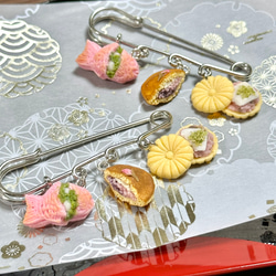 【訳あり】桜の和菓子いろいろブローチピン 1枚目の画像