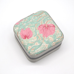 【送料無料!】 小花　小物入れ　ジュエリーケース　ハンドメイド　オーダーメイド オーダーメイド】名入れ誕生花ジュエリーボックス・ジュエリー収納・夏