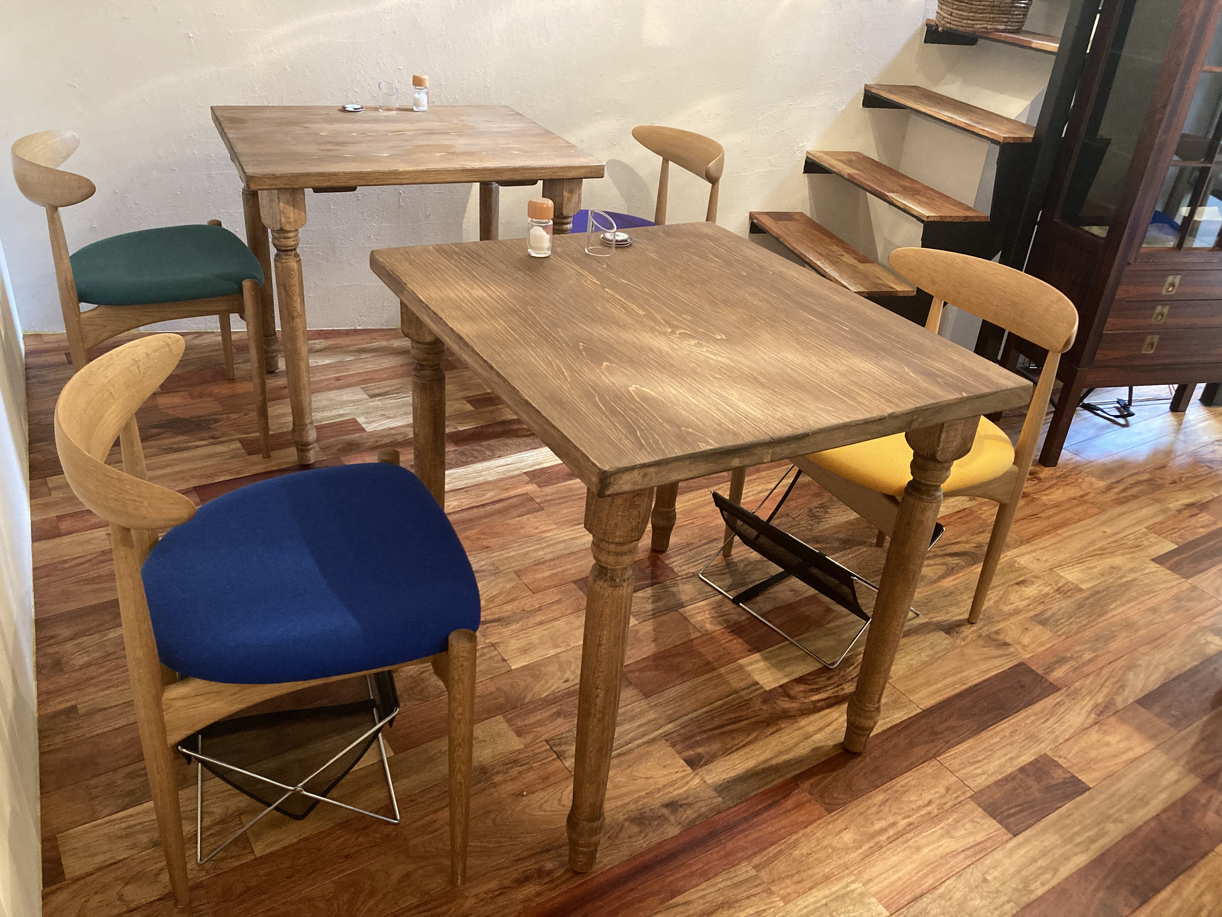 ひのき天板70cmろくろ足テープル(1台)　奥行約70㎝　カウンターテーブル　ダイニングテーブル　カウンターテーブル