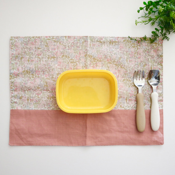 リバティ　お弁当袋　コップ入れ　ランチクロス　ランチョンマット　セット　ピンク リバティ お弁当袋 コップ入れ ランチクロス ランチョンマット セット