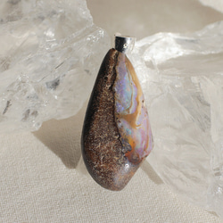 津軽錦石の勾玉 25mm ［m017］ 天然石 FromRawStone 通販 16247191