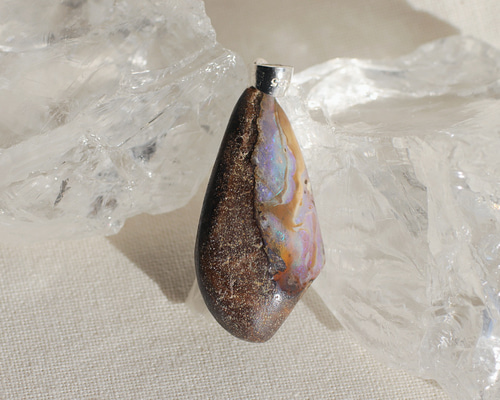 ボルダーオパール ペンダントトップ 27mm ［a051］ ペンダントトップ