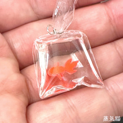 夏祭りの金魚すくいチャーム4個【金魚 レジン ピアス イヤリング ハンドメイド用アクセサリーパーツ素材】 4枚目の画像