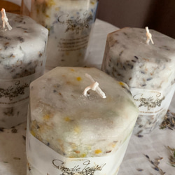 Herbal aroma candle幸せ運ぶ八角形のハーバルキャンドル 3枚目の画像