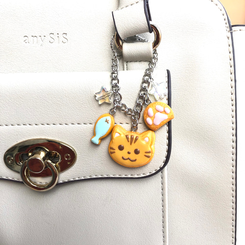 X'mas☆カップ猫とジンジャークッキー　他レジンキーホルダー計4点 春色🌸猫ちゃんとブロックシェイカーキーホルダーができました