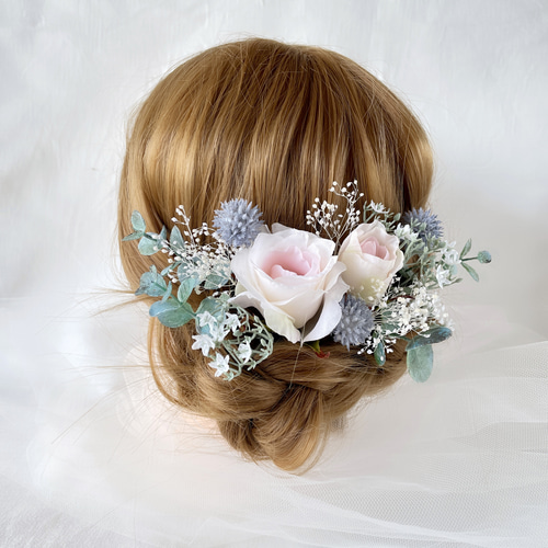 ピアス　レジン　かすみ草　青　パール　チャーム　水色　結婚式　ドレス　デート　春 ピアス レジン かすみ草 パールチャーム 青 水色 ビジュー 結婚