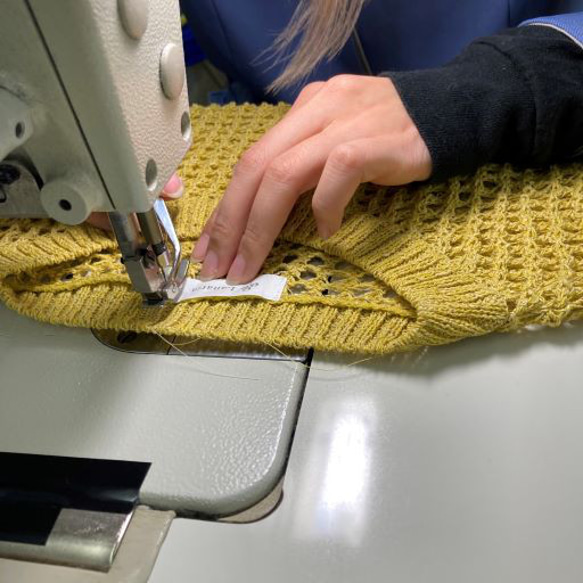 新色【オフホワイト】重ね着コーデ　サラッと！!『和紙』メッシュニットベスト 6枚目の画像