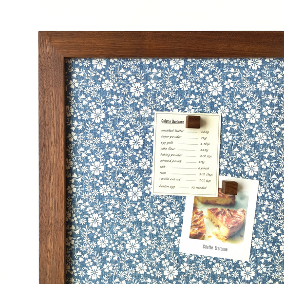 木製フレーム × 選べるファブリック  のマグネットボード 《ウォールナット材》約A4サイズ 11枚目の画像