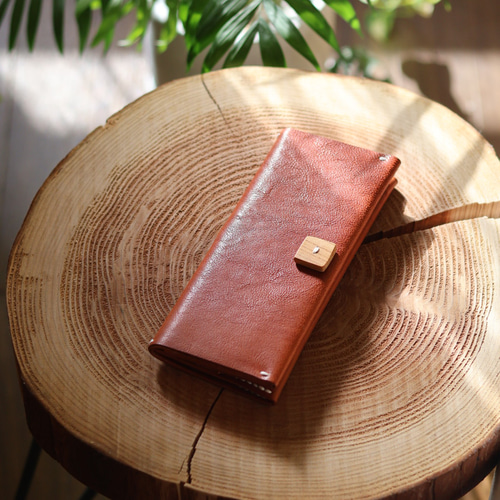 長財布『UMA』赤茶 長財布 lamer 通販｜Creema(クリーマ) 17523145