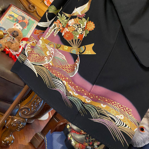 正絹着物リメイク 黒留袖×アンティーク古典柄コラボ☆シルエット