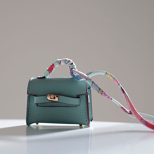 可愛いカバン】 AirPods Proケース ワイヤレスイヤホンケース