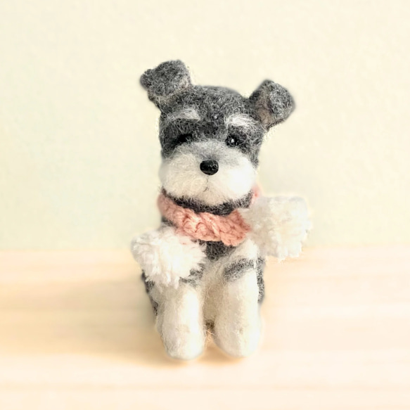 手のひらぬいぐるみ 仔犬 シュナウザー アーティストベア 海外作家様 ミニチュア いつでもいっしょ♪ ふわふわ羊毛フェルトのミニチュア