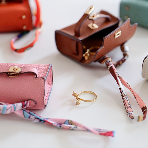 可愛いカバン】 AirPods Proケース ワイヤレスイヤホンケース