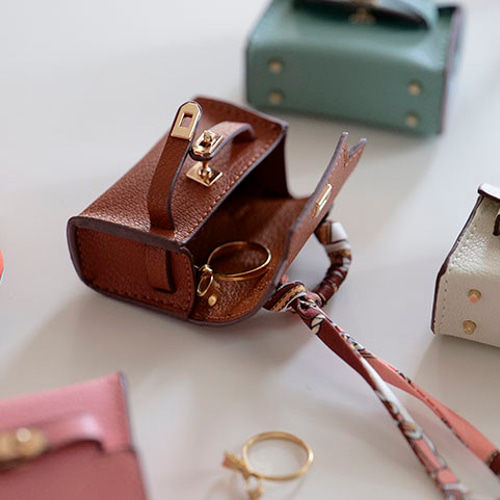 可愛いカバン】 AirPods Proケース ワイヤレスイヤホンケース