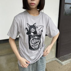 猫とカエルのTシャツ（ライトグレー）男女兼用 3枚目の画像