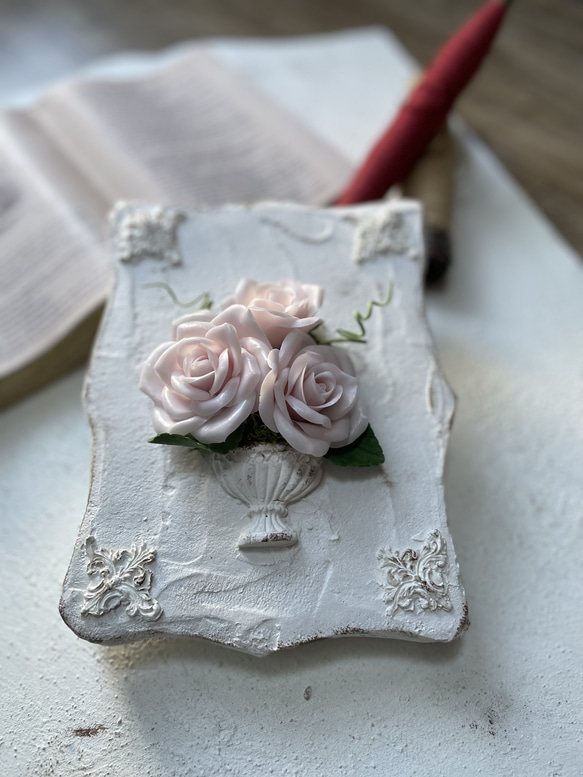 【粘土のお花】A④クレイフラワー　薔薇　モルタルフレーム　バラ　贈り物　シャビー　フレンチシック　アンティーク風　母の日 2枚目の画像
