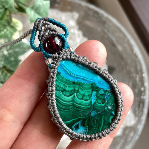 マクラメ編みネックレス クリソコラ マカライト マクラメ編みクリソコラマラカイトのネックレス マラカイトクリソコラ