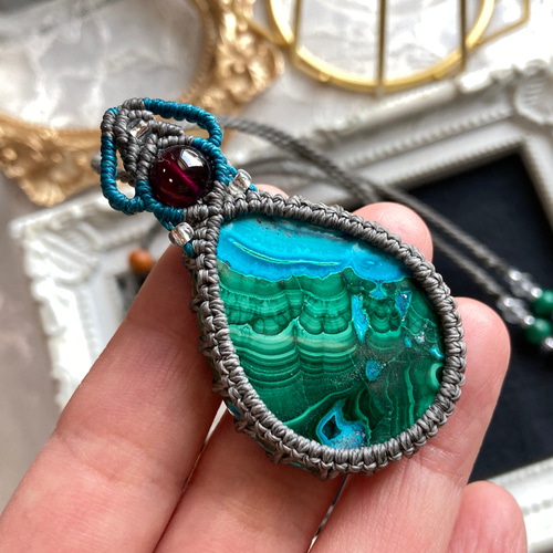 マクラメ編みネックレス クリソコラ マカライト マクラメ編みネックレス クリソコラ マカライト