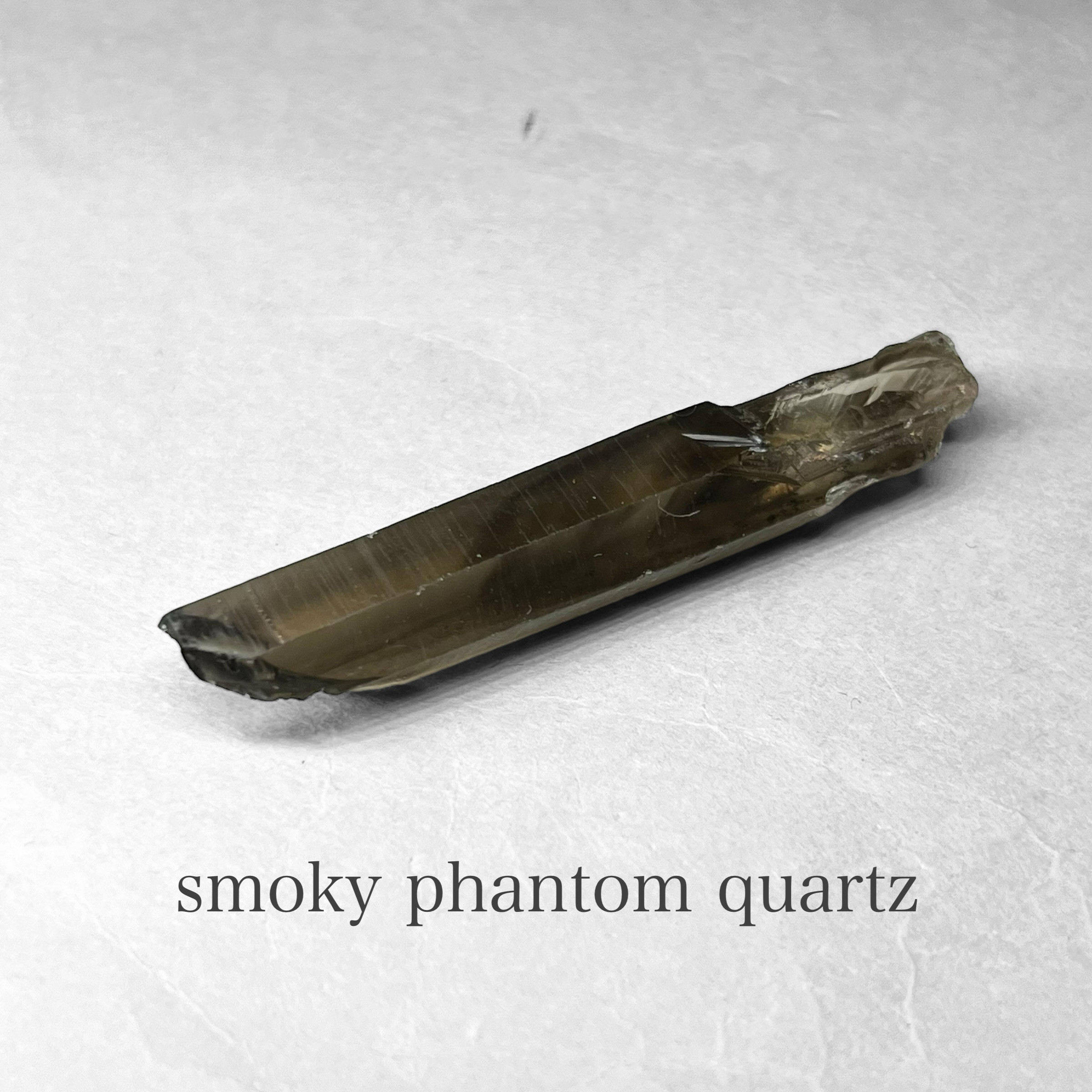 smoky phantom quartz / スモーキーファントムクォーツ：レーザー・シンギングクリスタル D