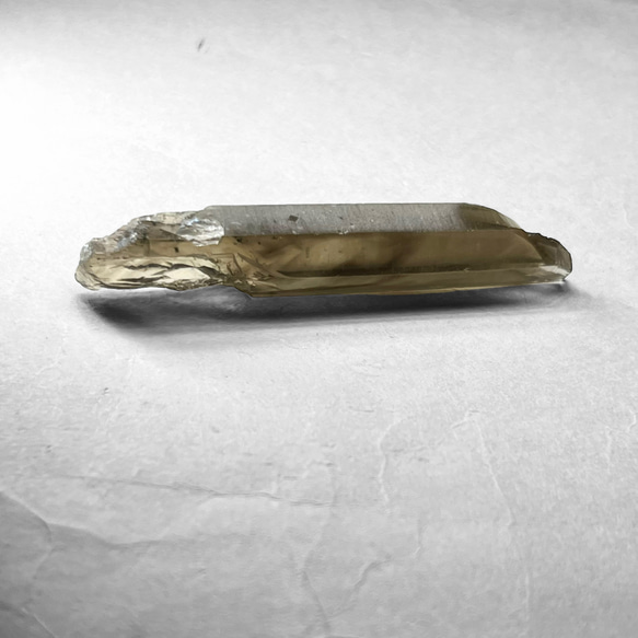 smoky phantom quartz / スモーキーファントムクォーツ：レーザー・シンギングクリスタル D 4枚目の画像
