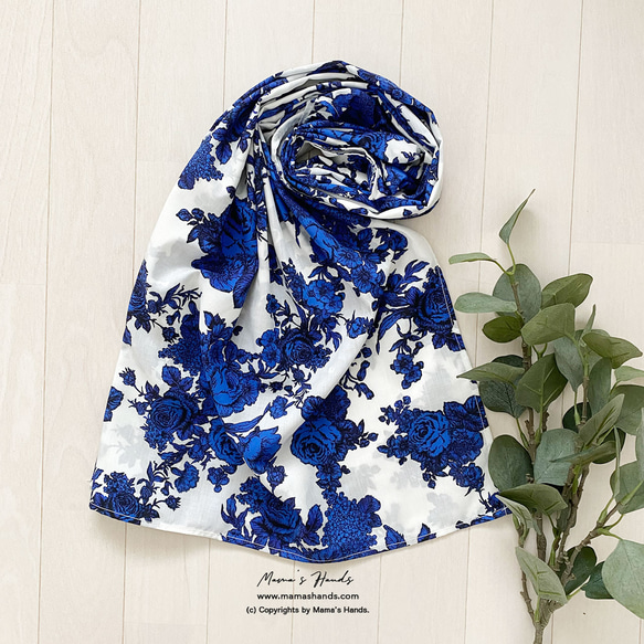 ☆残り1点☆ おしゃれな 青 ブルー 薔薇 白 花柄 ストール ストール