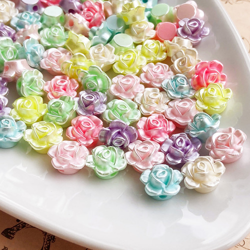ドイリー1149❤️華麗な薔薇の花園とパールビーズのドイリー✨ ドイリー1149❤️華麗な薔薇の花園とパールビーズのドイリー✨