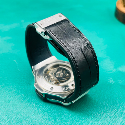 HUBLOT ウブロ 革ベルト ワニ革 純正品 ラバー ストラップ HUBLOT ウブロ 純正 ラバーベルト 12-301-80/6-301-100 ブラック