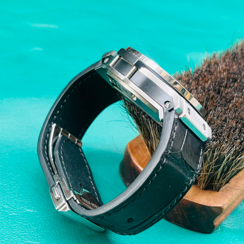 Handmade Hublot 時計ベルト ワニ革&裏地ラバー使用 腕時計 Handmade Hublot 時計ベルト ワニ革&裏地ラバー使用 腕時計