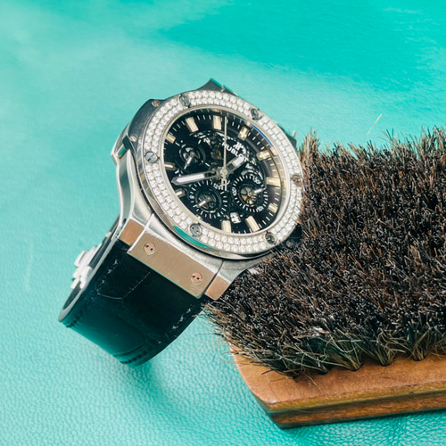 Handmade Hublot 時計ベルト ワニ革&裏地ラバー使用 腕時計 Handmade Hublot 時計ベルト ワニ革&裏地ラバー使用 腕時計