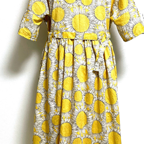 Rene イタリア生地 パールリボン ノースリーブ　ワンピース イエロー Rene イタリア生地 パールリボン ノースリーブ ワンピース